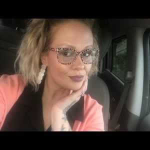 Meet your Posher, Meredith